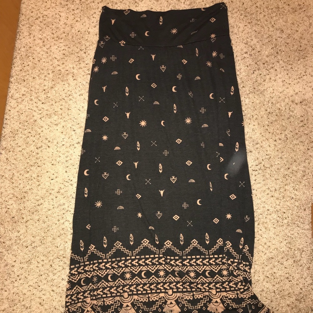 Black and Tan Maxi Skirt